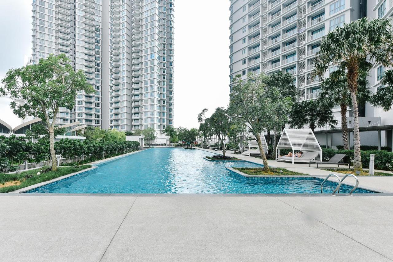 Teega Suites By Subhome Nusajaya  Exterior foto