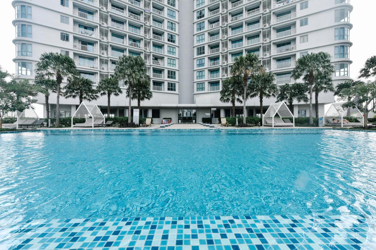 Teega Suites By Subhome Nusajaya  Exterior foto